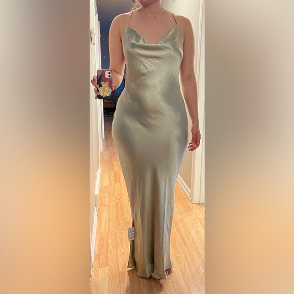 ASOS bridesmaid wedding guest cami maxi slip dress in sage green - Picture 7 of 11